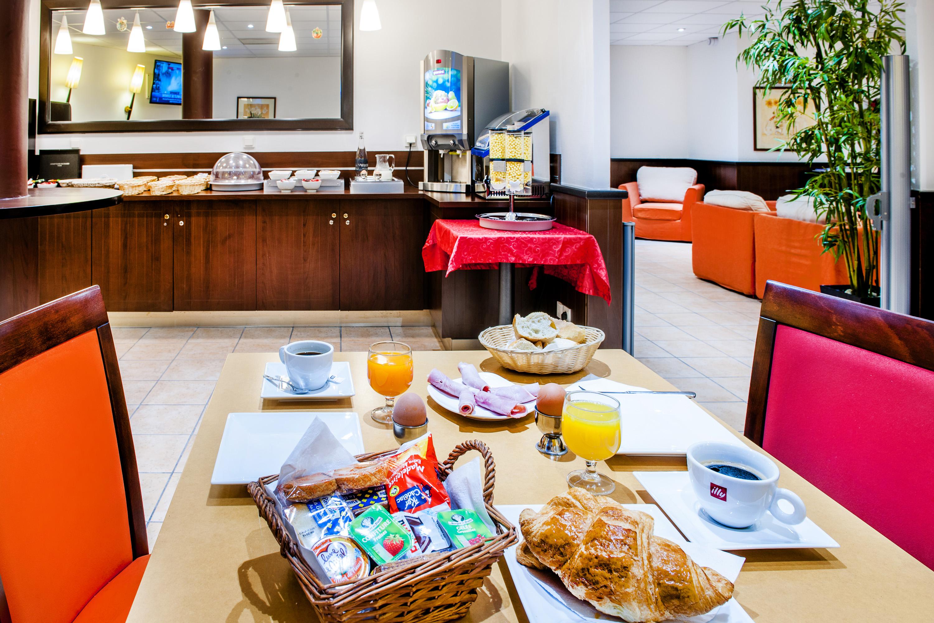 Appart'Hotel Saint Jean Lourdes Esterno foto