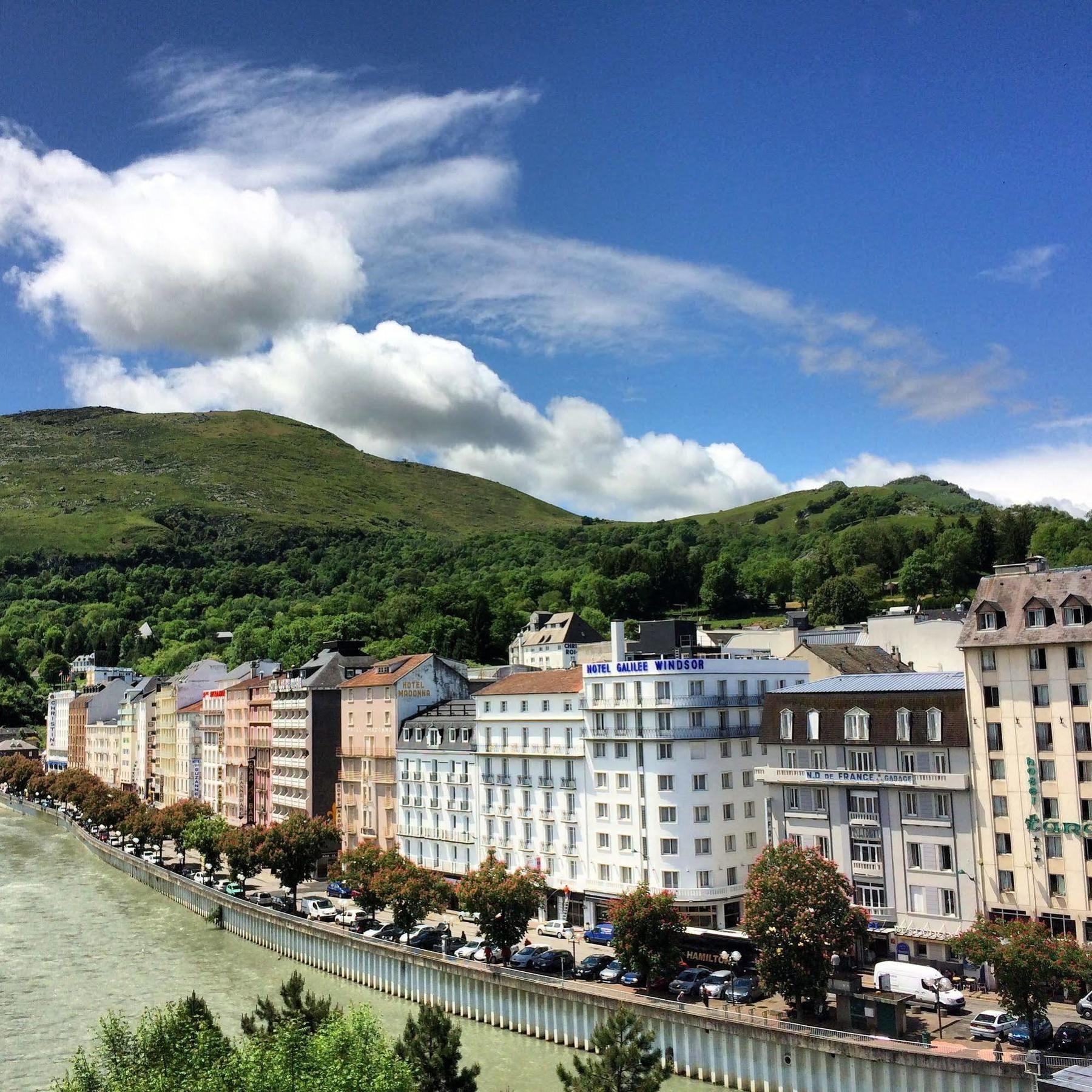 Appart'Hotel Saint Jean Lourdes Esterno foto